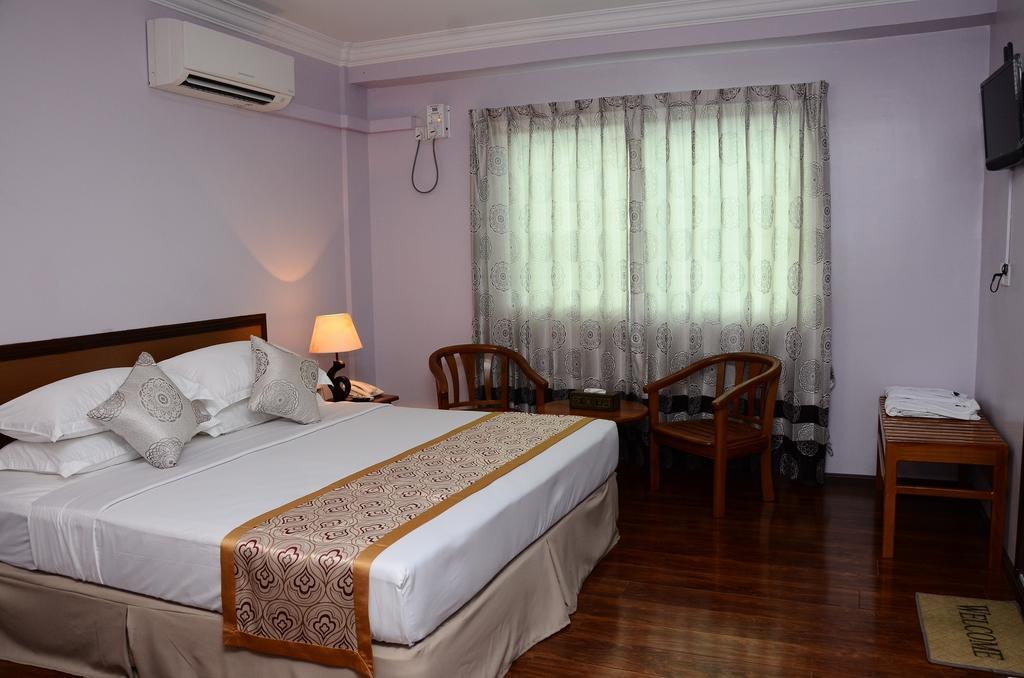 Great Glory Hotel Янгон Екстериор снимка
