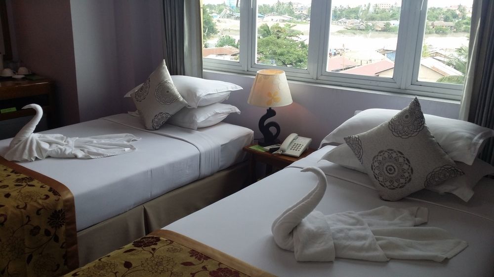 Great Glory Hotel Янгон Екстериор снимка