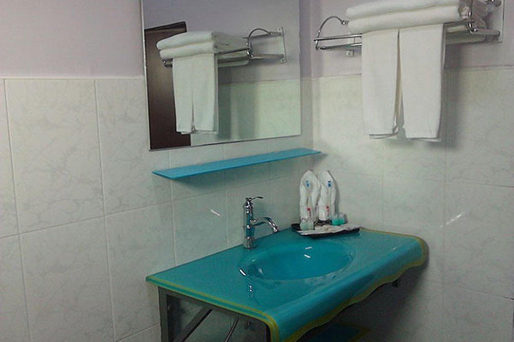 Great Glory Hotel Янгон Екстериор снимка